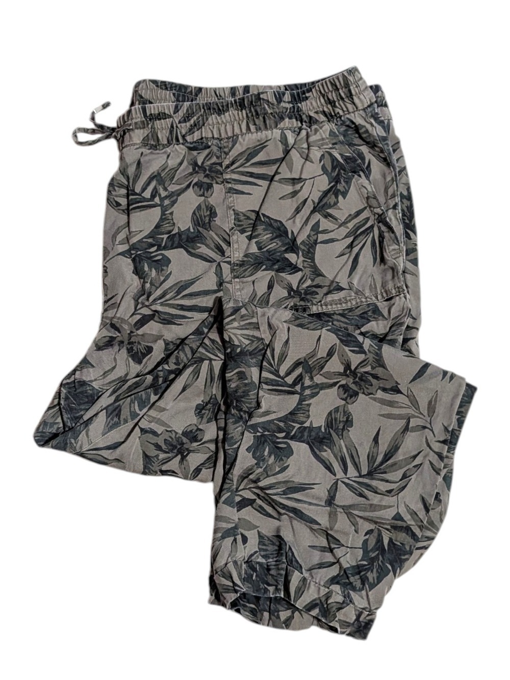 Old Navy Gray Jogger Pants Tropical Print - Picture 4 of 9